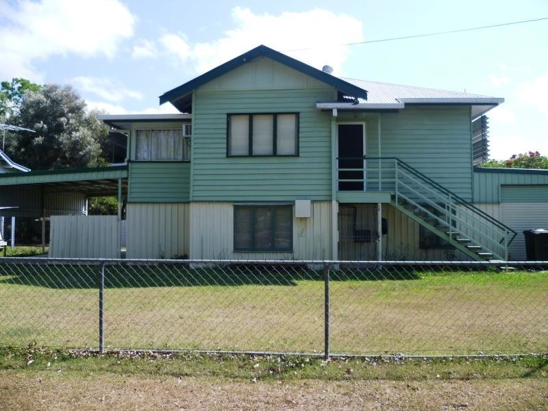 21 Welch Street, Park Avenue QLD 4701